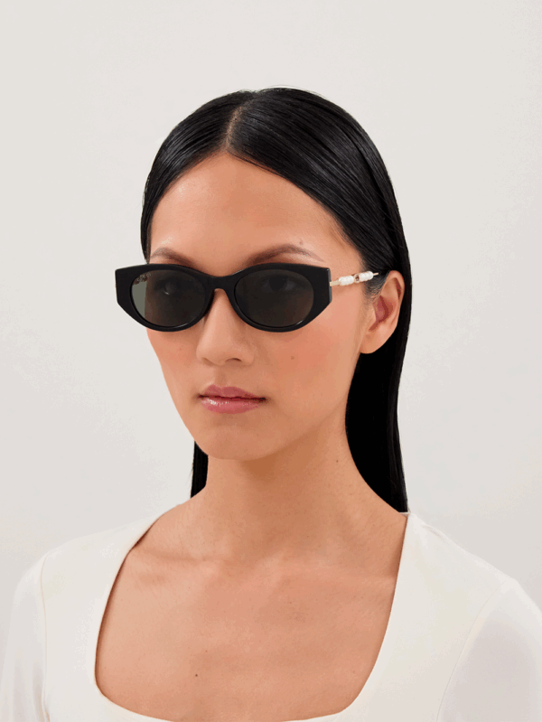 Sunglasses Gucci GG1970 S - Image 4