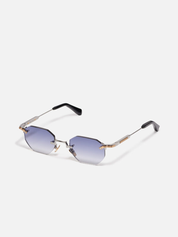 Curtis - Image 2
